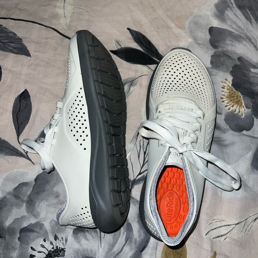 COPY - white crocs sneakers